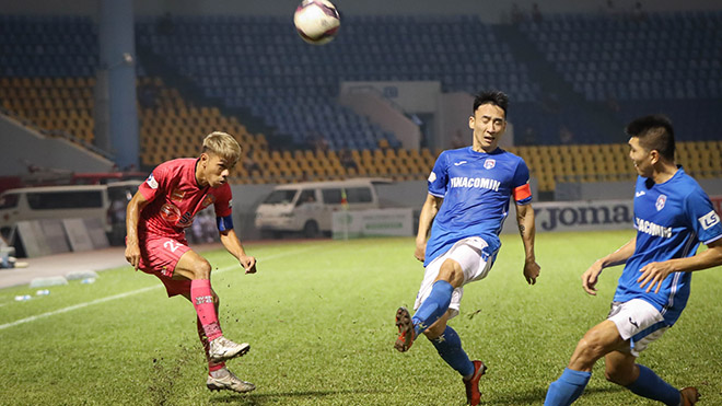 Sài Gòn FC rơi xuống cuối bảng xếp hạng V-League
