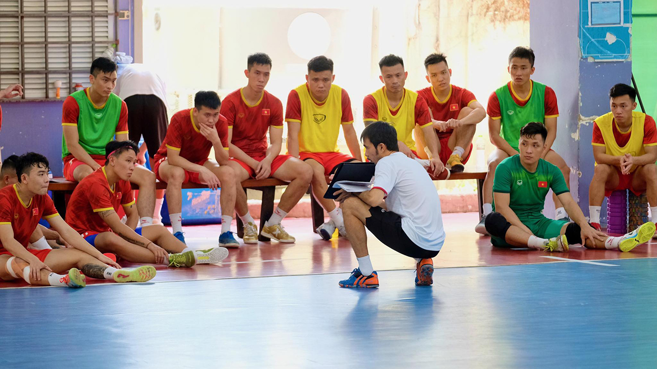 HLV Phạm Minh Giang đặt nhiều kỳ vọng ở giải đấu trên sân nhà năm nay. Ảnh: VFF