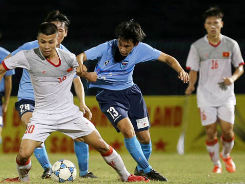 U21 Việt Nam khiến ĐKVĐ U21 Yokohama rất vất vả mới cầm chân 2-2. Ảnh: Anh Lập