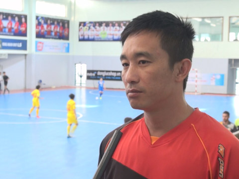 HLV Trương Quốc Tuấn rất tâm lý với cầu thủ nữ sau 6-7 năm dẫn dắt các cô gái