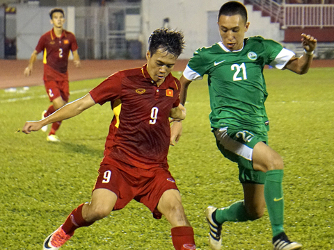 Sau người đồng đội Công Phượng, Văn Toàn cũng đã giải tỏa sức ép cho chính mình bằng 1 cú đúp vào lưới U22 Macau. Ảnh: Quang Liêm