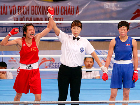 Nguyễn Thị Tâm bất ngờ giành tấm HCV duy nhất cho boxing Việt Nam ở giải đấu trên sân nhà. Ảnh: Tuân Phạm