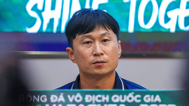 HLV Hà Nội FC: Đám cưới của chủ tịch ảnh hưởng đến cầu thủ'