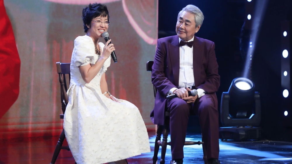 Thảo Vân, Tự Long xúc động khi nghe NSND Quang Thọ kể về 50 năm đi hát 