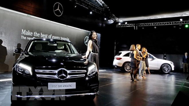 Mercedes triệu hồi gần 7.000 xe sang tại Việt Nam về xưởng 