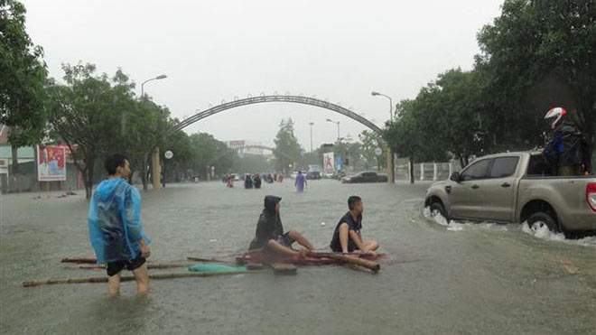 Nghệ An: 5.250 căn nhà bị ngập và một người chết do mưa lụt