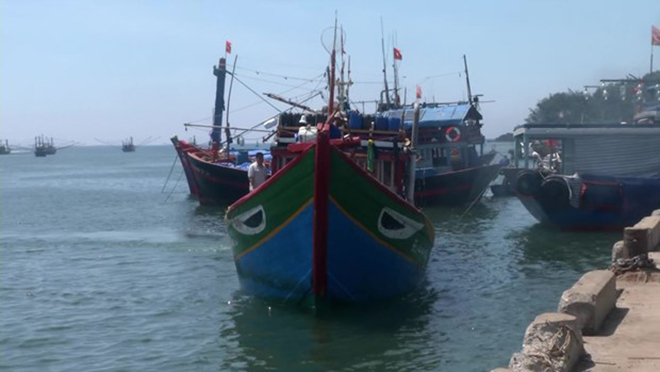 Về vụ tàu cá QNg 96416 TS ở khu vực Hoàng Sa: Yêu cầu Trung Quốc điều tra xác minh và phối hợp giải quyết