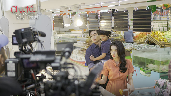 Minh Trang được 'soái ca' Kenny theo đuổi trong phim ngôn tình 'Chọc tức vợ yêu'