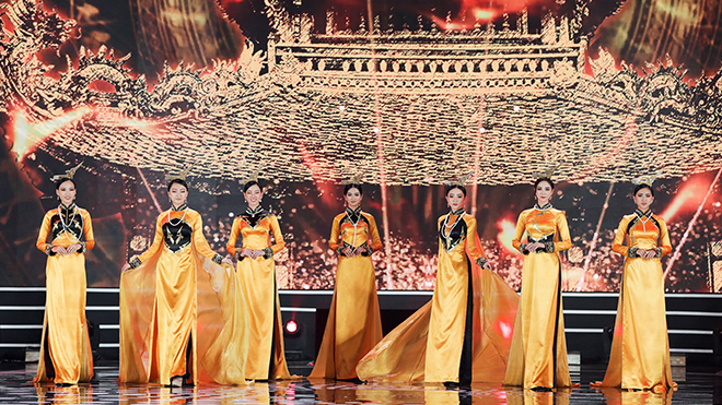 Chung kết Hoa hậu Việt Nam 2020: Top 35 đẹp dịu dàng với 5 bộ sưu tập áo dài
