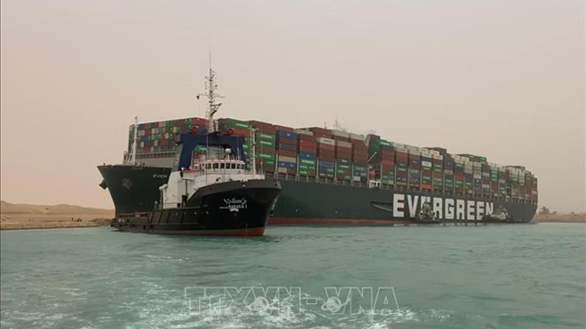 Tòa án Ai Cập ra phán quyết tiếp tục giữ tàu Ever Given ở Kênh đào Suez