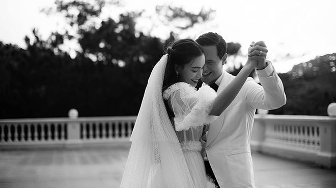 Hồ Ngọc Hà hôn Kim Lý say đắm trong MV 'Rồi một ngày mình nói về tình yêu'