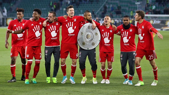 Wolfsburg 0-6 Bayern Munich: Bayern vô địch sớm 3 vòng. Ancelotti lập kỉ lục vô tiền khoáng hậu