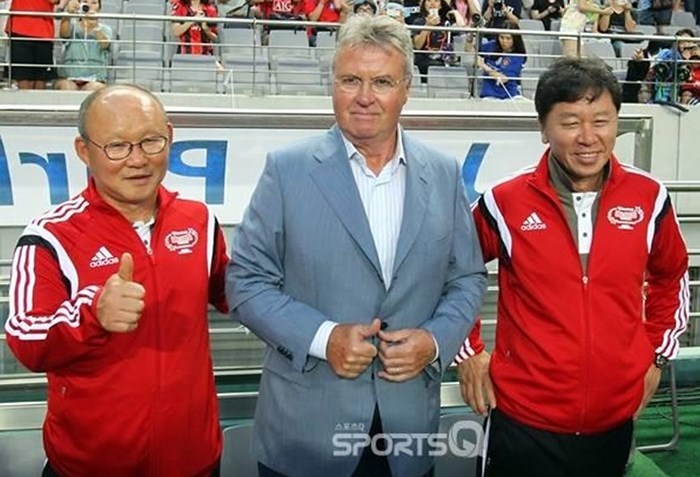 Guus Hiddink đối mặt với nhiệm vụ nặng nề sau khi trở thành HLV U21 Trung Quốc