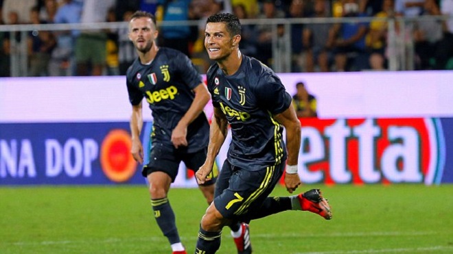 Frosinone 0-2 Juventus: Ronaldo không thể ngừng ghi bàn Serie A