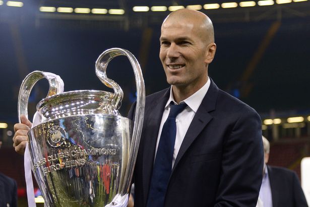 Vì sao M.U phải cân nhắc kĩ về việc thay Mourinho bằng Zidane?