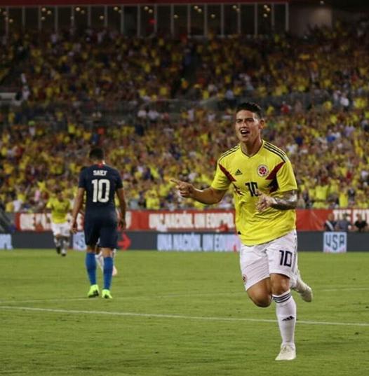 James Rodriguez ghi bàn không tưởng vào lưới tuyển Mỹ, được phong làm "thánh siêu phẩm'