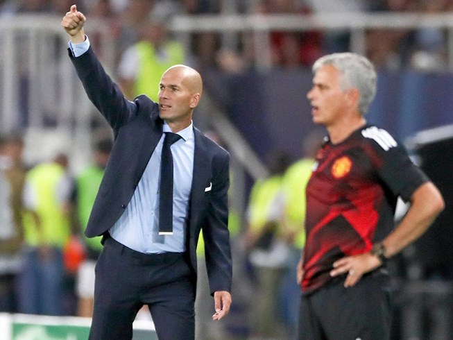 Ronaldo đã nhận xét và so sánh về Sir Alex, Mourinho và Zidane như thế nào?
