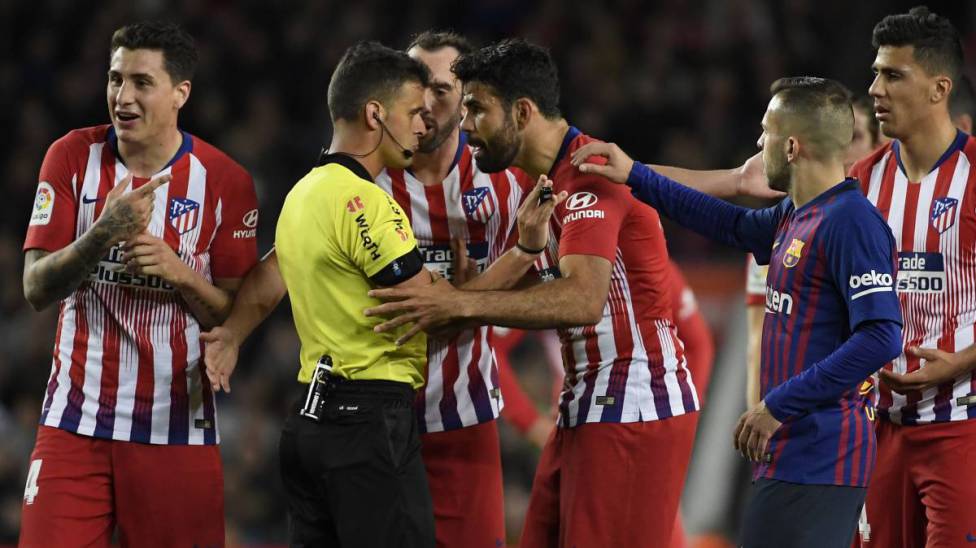 Diego Costa, Atletico Madrid, Barca, treo giò, thẻ đỏ, diego costa, atletico