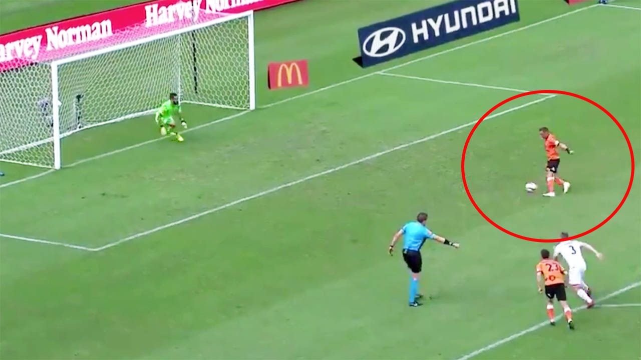 panenka, Australia, 11m, penalty, luân lưu, Eric Bautheac, Brisbane Roar