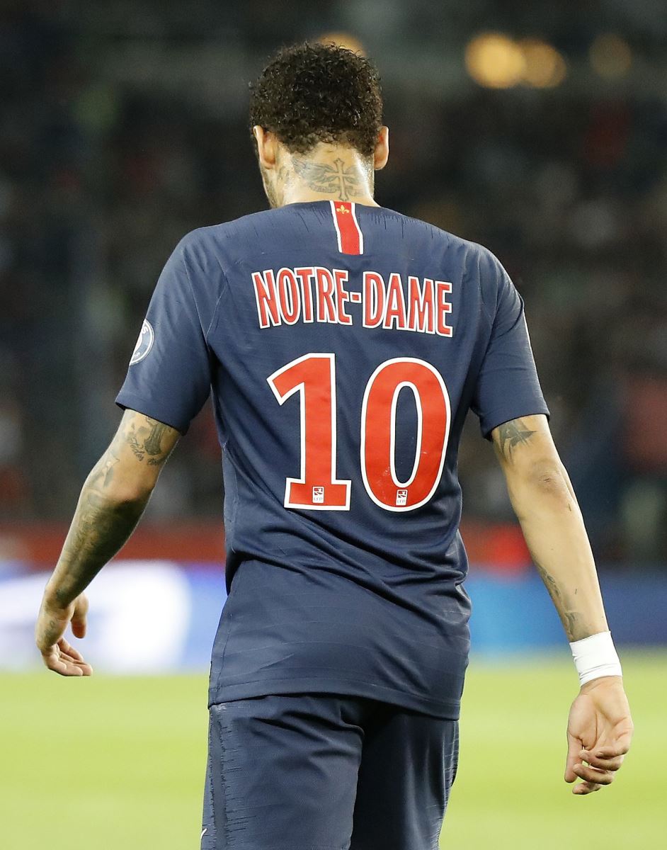 PSG, Ligue 1, Nhà thờ Đức Bà Paris, AS Monaco, bóng đá Pháp, cháy nhà thờ đức bà, hỏa hoạn nhà thờ đức bà