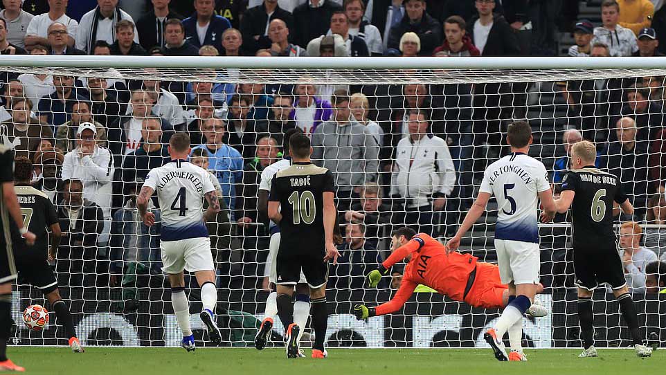 CẬP NHẬT sáng 1/5: Ajax thắng Tottenham. Pogba giảm lương để sang Real. Klopp e ngại Barca