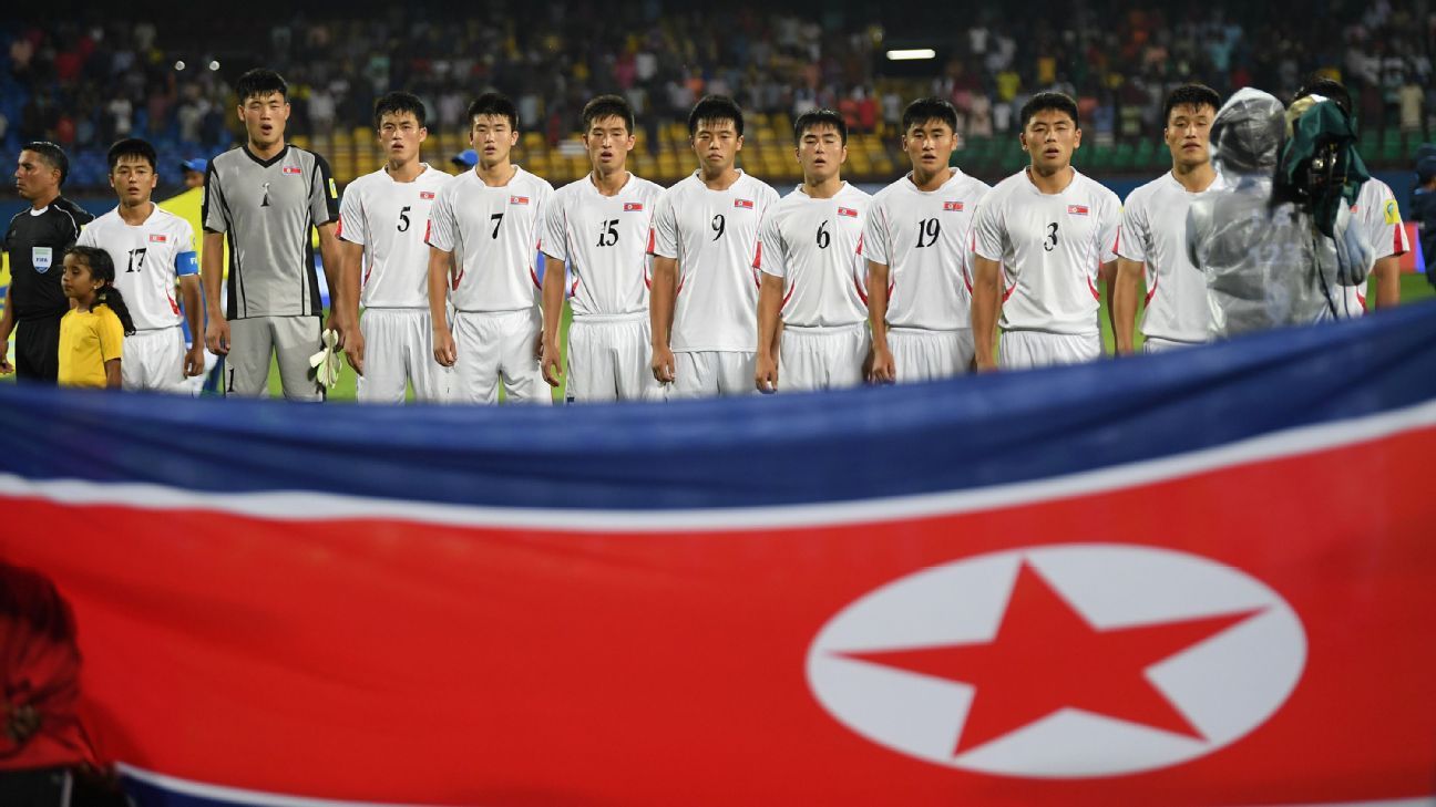 tuyển Việt Nam, vòng loại World Cup 2022, vòng loại World Cup, Park Hang Seo, Triều Tiên, bảng G, Indonesia, Malaysia, Thái Lan, UAE