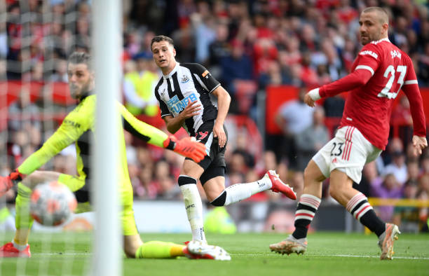 Ket qua bong da, kết quả bóng đá Anh, MU 4-1 Newcastle, Ronaldo, Ronaldo lập cú đúp, kết quả Man Utd đấu với Newcastle, bảng xếp hạng Ngoại hạng Anh, BXH bóng đá Anh