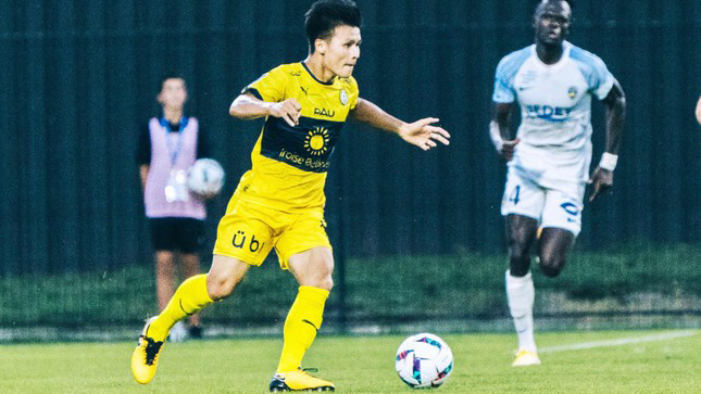 Đội hình dự kiến Laval vs Pau FC: Quang Hải sẽ được trao cơ hội đá chính?