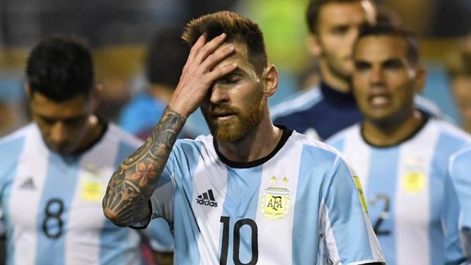 'Messi sai lầm vì... quá trung thành với Argentina'