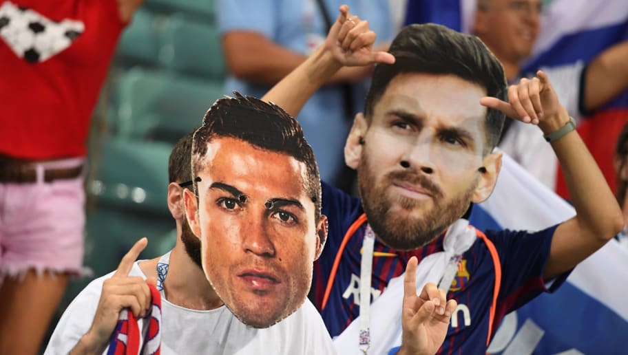 Fan Messi khác với fan Ronaldo như thế nào?
