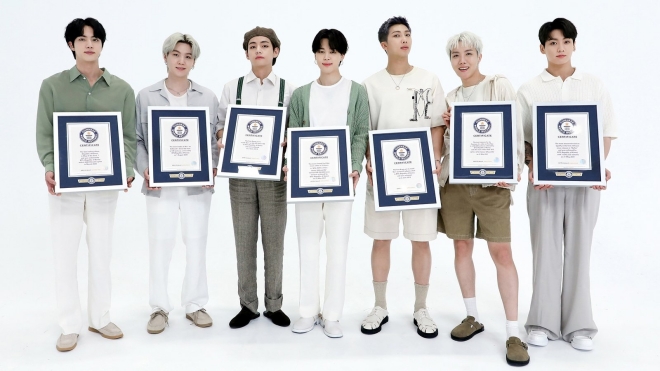 BTS, BTS tin tức, BTS thành viên, Kpop, ARMY, BTS V, V, V BTS, BTS youtube, BTS profile, BTS idol, BTS twitter, BTS weverse, Kỷ lục Guinness, Guinness World Records