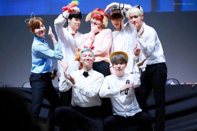 BTS, BTS tin tức, BTS thành viên, Kpop, ARMY, BTS idol, BTS youtube, BTS instagram, ảnh BTS, BTS ảnh, BTS photo, BTS group, BTS twitter, BTS weverse, BTS profile