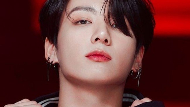 Jungkook BTS được chọn là Người đàn ông đẹp trai nhất thế giới 2021