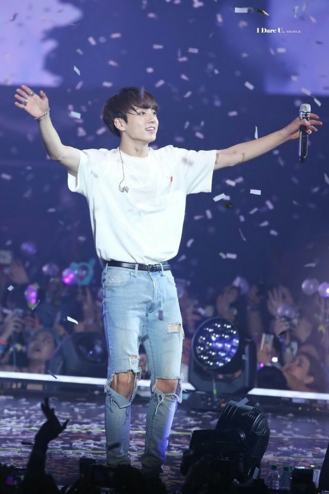 BTS, BTS tin tức, BTS thành viên, Kpop, ARMY, Kpop idol, BTS idol, BTS youtube, BTS profile, BTS twitter, BTS instagram, BTS concert, BTS showw, BTS weverse, Jungkook