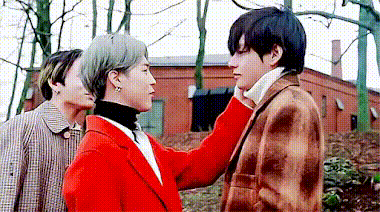 BTS, BTS tin tức, BTS thành viên BTS gif, BTS ảnh, ảnh BTS, BTS idol, Kpop, ARMY, BTS profile, gif BTS, BTS youtube, BTS instagram, V, Jungkook, Jimin, Jimin BTS, BTS V