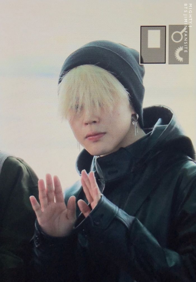 BTS, BTS tin tức, BTS thành viên, Kpop, ARMY, BTS idol, Jimin, Jimin BTS, BTS Jimin, BTS profile, BTS youtube, BTS twitter, BTS airport, BTS sân bay, BTS instagram