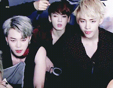 BTS, BTS tin tức, BTS thành viên BTS gif, BTS ảnh, ảnh BTS, BTS idol, Kpop, ARMY, BTS profile, gif BTS, BTS youtube, BTS instagram, V, Jungkook, Jimin, Jimin BTS, BTS V