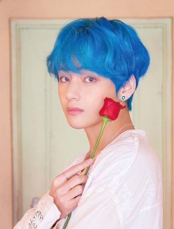 BTS, BTS tin tức, BTS thành viên, Kpop, BTS instagram, Instagram BTS, V, V BTS, BTS V, BTS idol, BTS lãng mạn, BTS tình cảm, ARMY BTS, Kim Taehyung, BTS Kim Taehyung