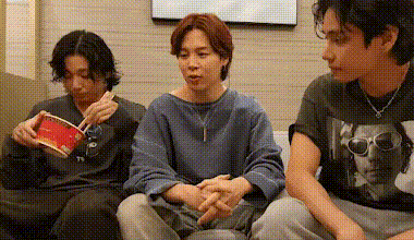 BTS, BTS tin tức, BTS thành viên, Kpop, Jungkook, Jungkook BTS, BTS Jungkook, ARMY, bts army, BTS livestream, BTS live, BTS weverse, BTS phát trực tiếp, BTS twitter