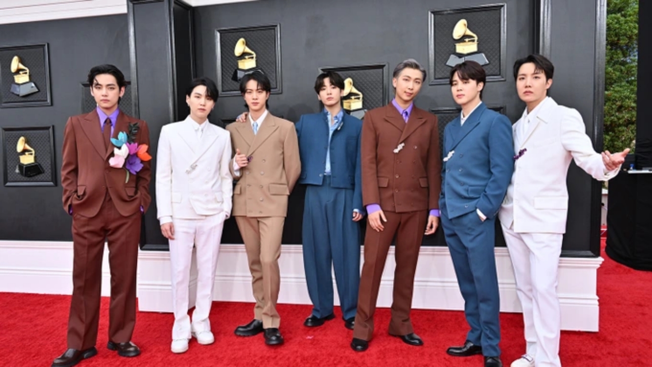 Nhóm nhạc BTS tiếp tục thử sức với giải Grammy 2023