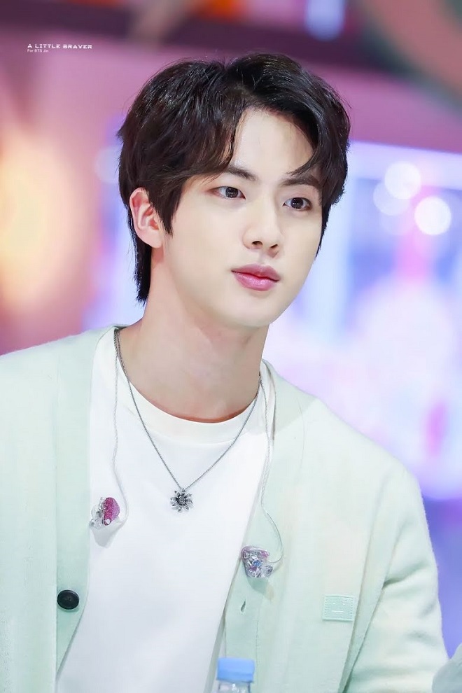 Phát Hiện Thói Quen 'Kỳ Lạ' Của Jin Bts Khi Dùng Điện Thoại