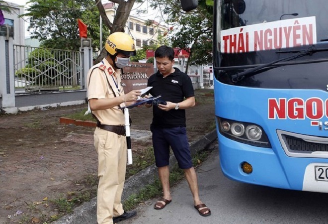 Cảnh sát giao thông, Ma túy, tài xế, phát hiện, bắt giữ, sử dụng ma túy, sử dụng trái phép chất kích thích