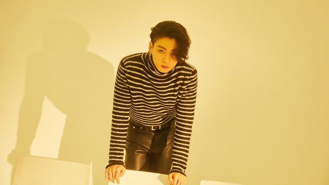 Ngắm bộ ảnh đốn tim của Jungkook BTS trên tạp chí 'Weverse'