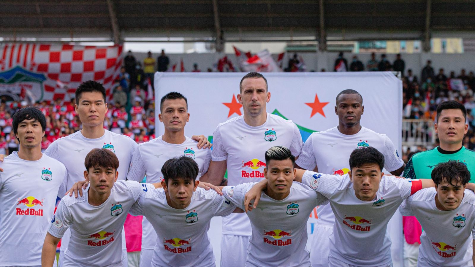 Bóng đá Việt Nam hôm nay: Kiatisak và ngoại binh HAGL tích cực tập luyện