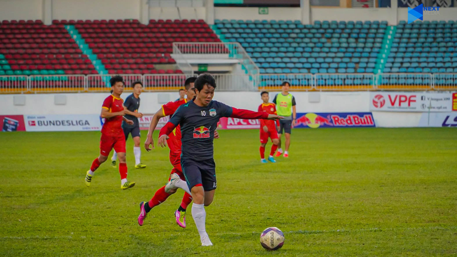 bóng đá Việt Nam, tin tức bóng đá, V-League, lịch thi đấu vòng 3 V-League, HAGL vs Bình Định, Công Phượng, bầu Đức, Kiatisuk, Hải Phòng vs Hà Nội, Đà Nẵng vs Hà Tĩnh