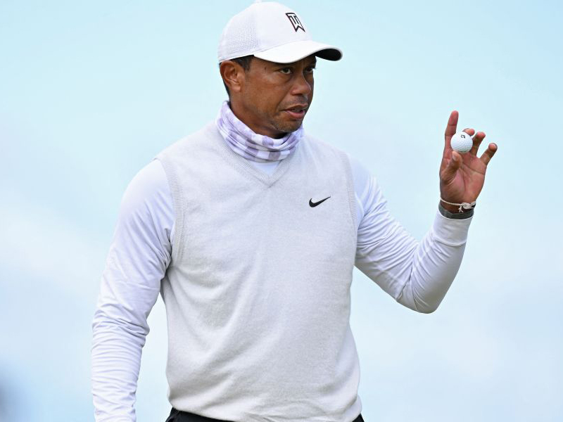 Tiger Woods dừng bước sau vòng 2 The Open Championship 2022 
