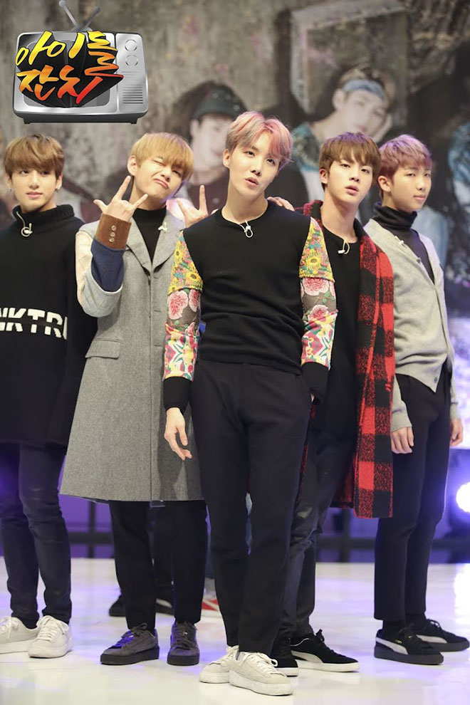 BTS, BTS mặc đồ giống hệt nhau, Jungkook, V BTS, Suga, Jimin, J-Hope, Tin bts
