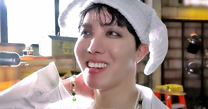 J-Hope BTS học ‘slang’ tiếng Anh vui nhộn từ ARMY và sử dụng theo cách rất riêng