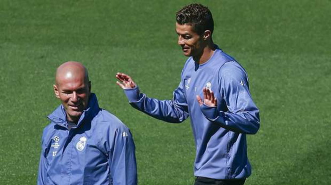 Zidane: 'Ước gì tôi được như Ronaldo'