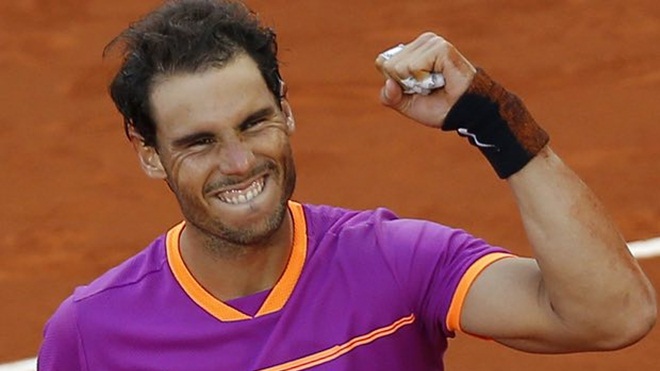 'Federer rút lui khỏi Roland Garros vì sợ thua Nadal'